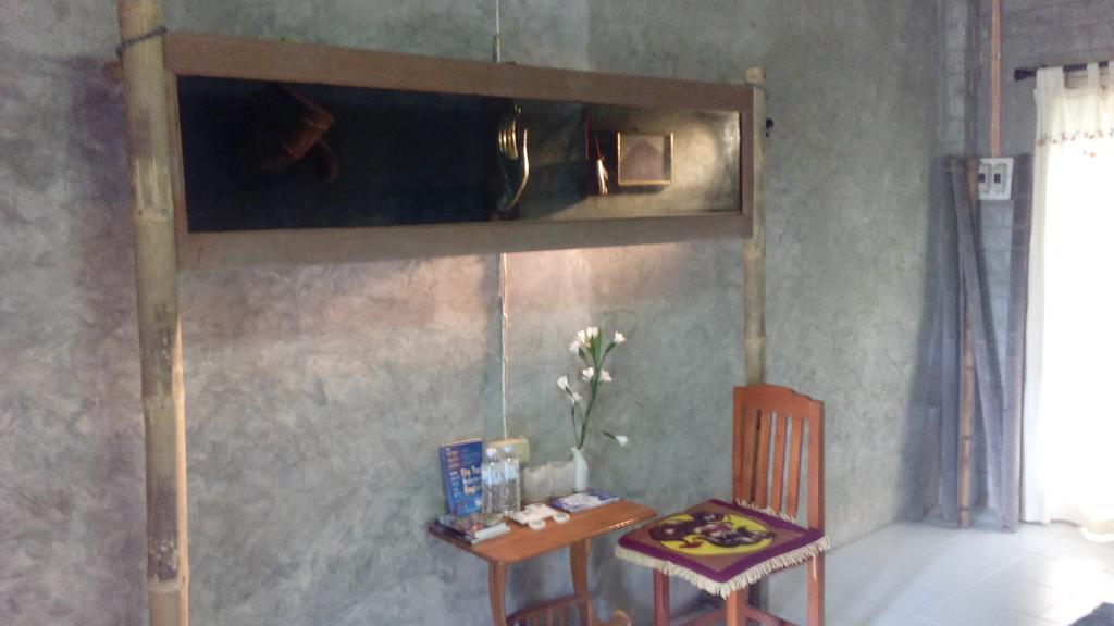 The Local Story Resort Ban Mon Talaeng Екстериор снимка