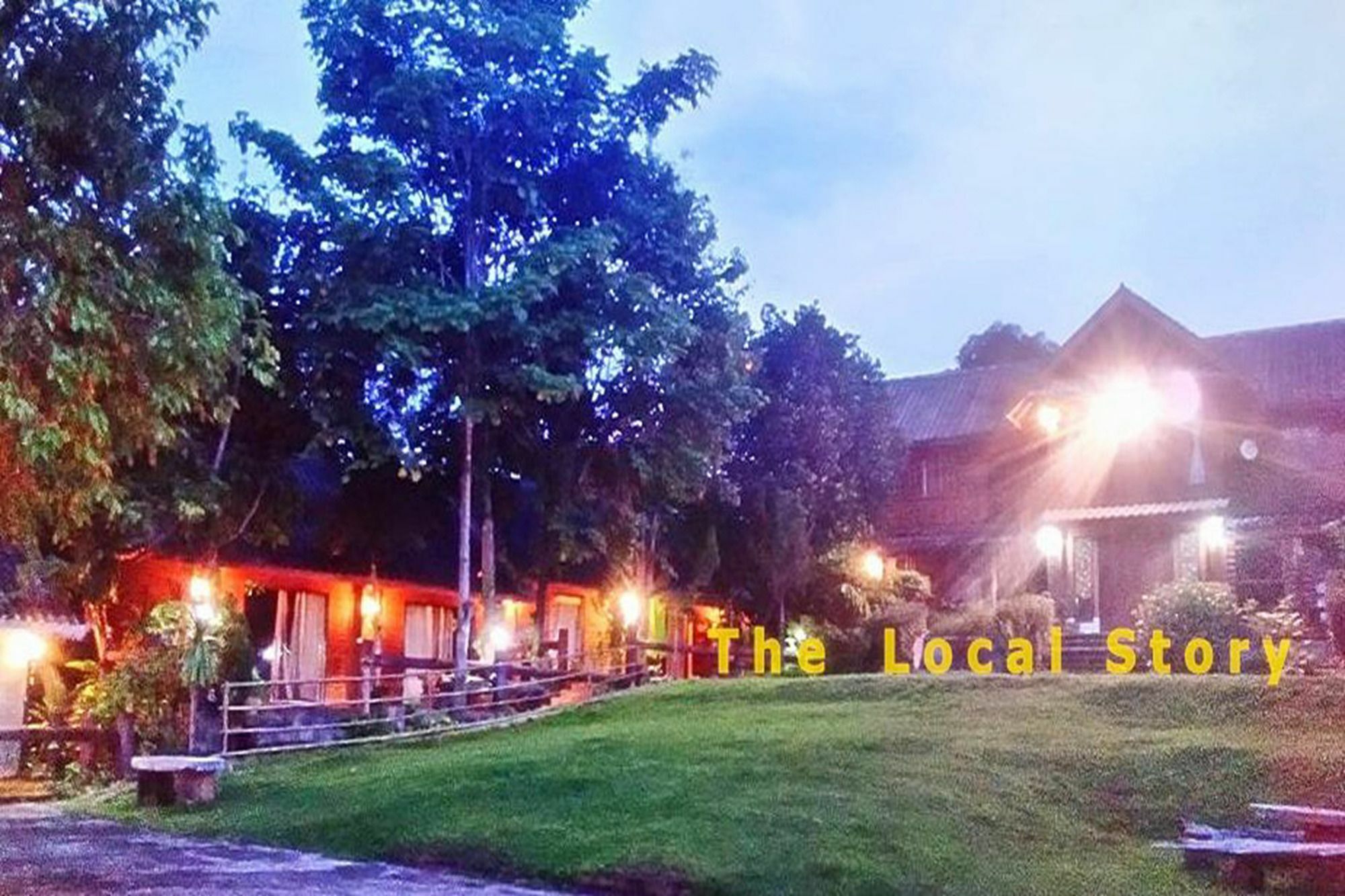 The Local Story Resort Ban Mon Talaeng Екстериор снимка